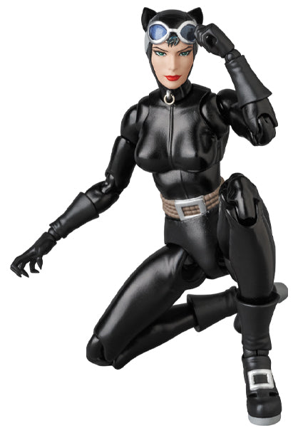 MAFEX Catwoman Batman Hush Action Figure | Medicom