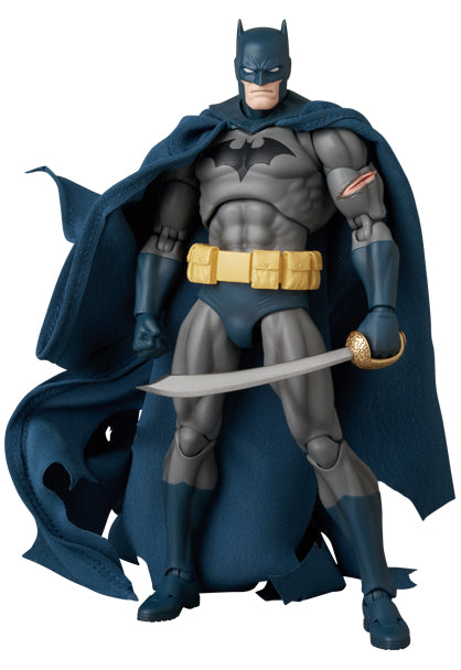 Batman: Hush MAFEX No.295 Batman (Damage Ver.) Action Figure