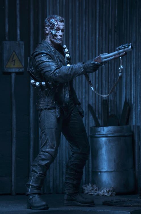 Figura Ultimate T-800 de Terminator 2: El día del juicio