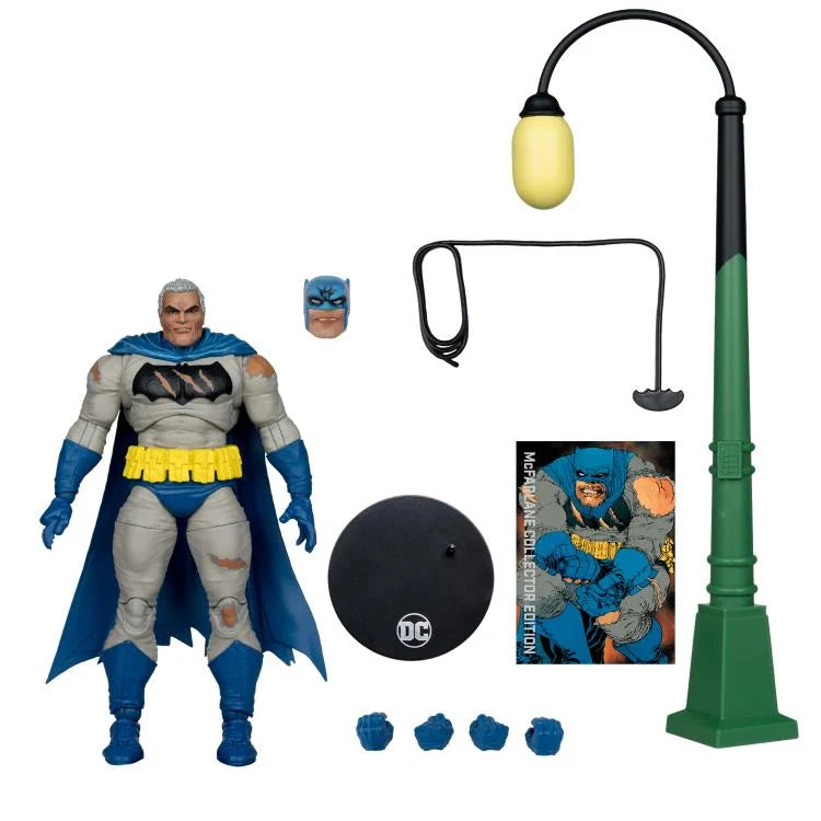 The Dark Knight Returns DC Multiverse Collector Edition Batman (Blue Battle Damage)