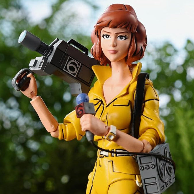 NECA Teenage Mutant Ninja Turtles Ultimate April O'Neil 7-Inch Action Figure