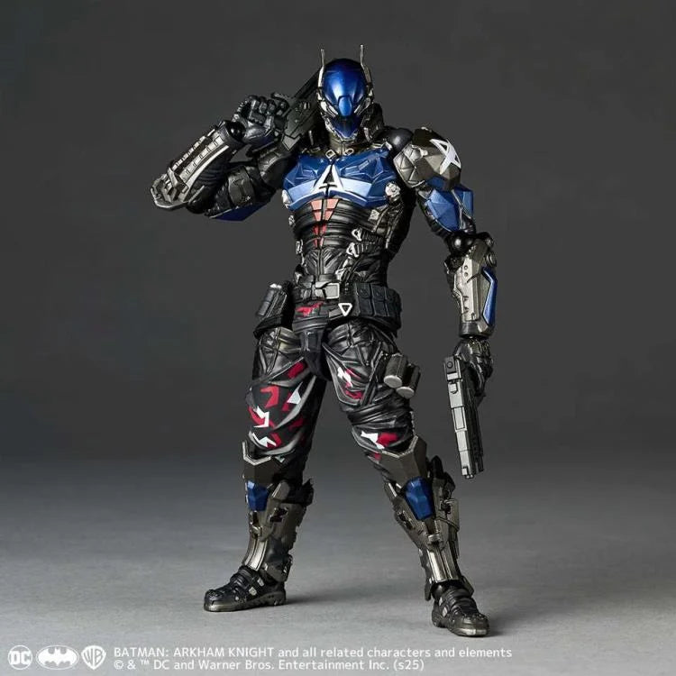 Batman: Arkham Knight Increíble Yamaguchi Revoltech No.24 Arkham Knight (Ver. 1.5)