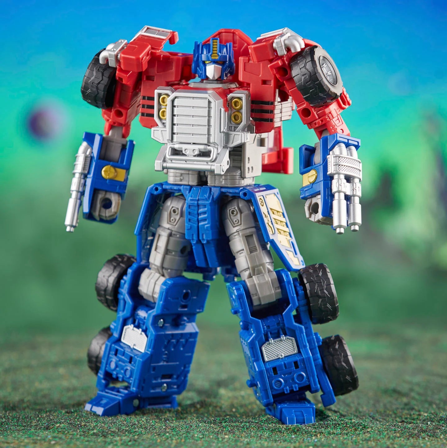 Transformers Legacy Evolution Commander Class Armada Universe Optimus Prime Action Figure