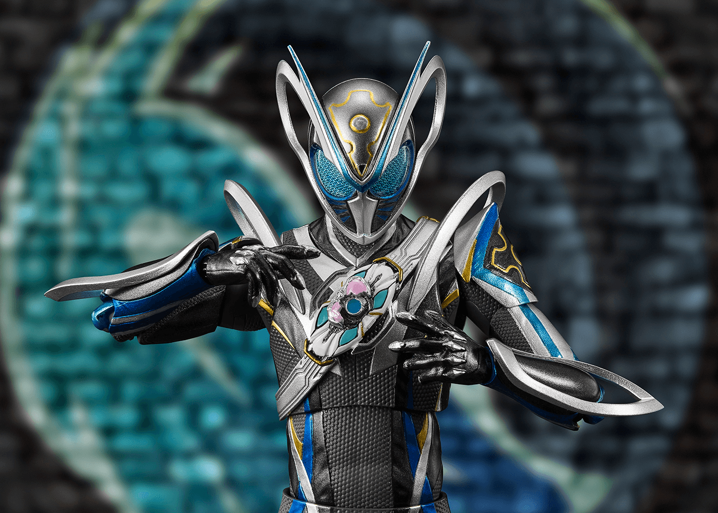 S.H.Figuarts Kamen Rider MY-TH Action Figure