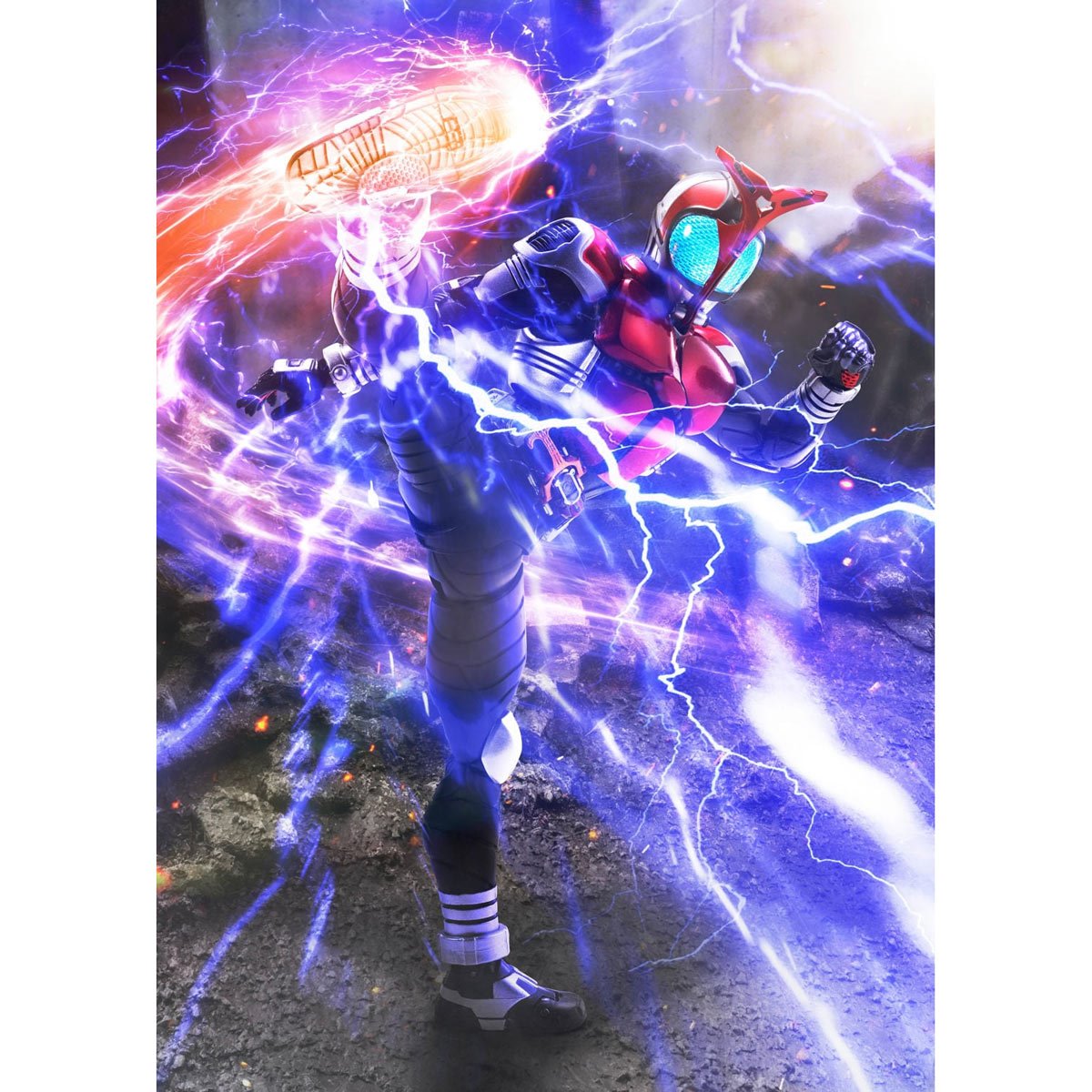 Bandai Tamashii Nations S.H.Figuarts Shinkocchou Seihou Kamen Rider Kabuto Rider Form 20th Anniversary Version Action Figure