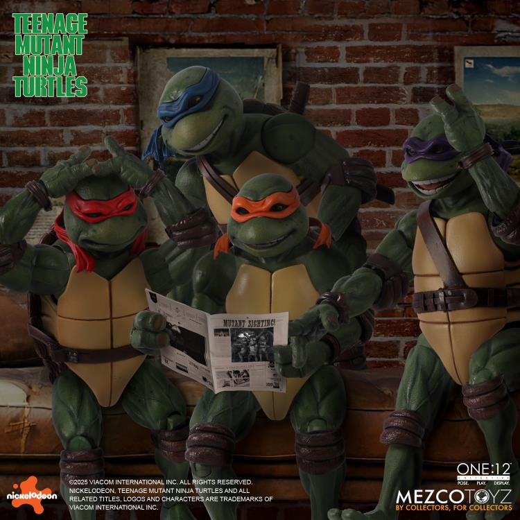 Mezco One:12 Collective Teenage Mutant Ninja Turtles 1990 Movie Deluxe Box Set