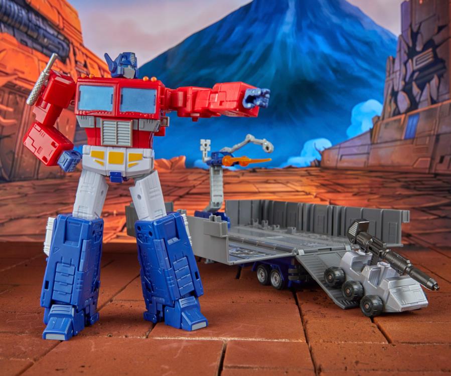 The Transformers: The Movie Studio Series 86-31 Commander Class Optimus Prime Action Figure