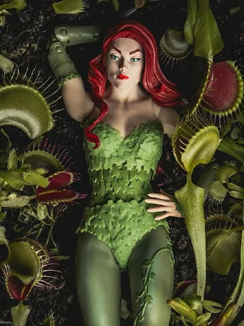 McFarlane Toys DC Multiverse Collector Edition #62 Poison Ivy (DC Classic) 7-Inch Action Figure