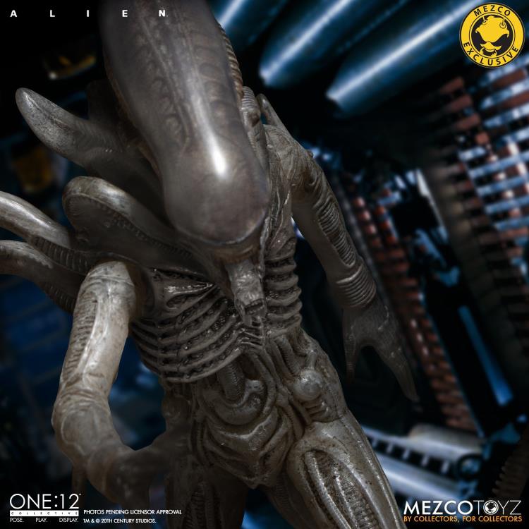 MEZCO Alien Xenomorph: Concept Edition